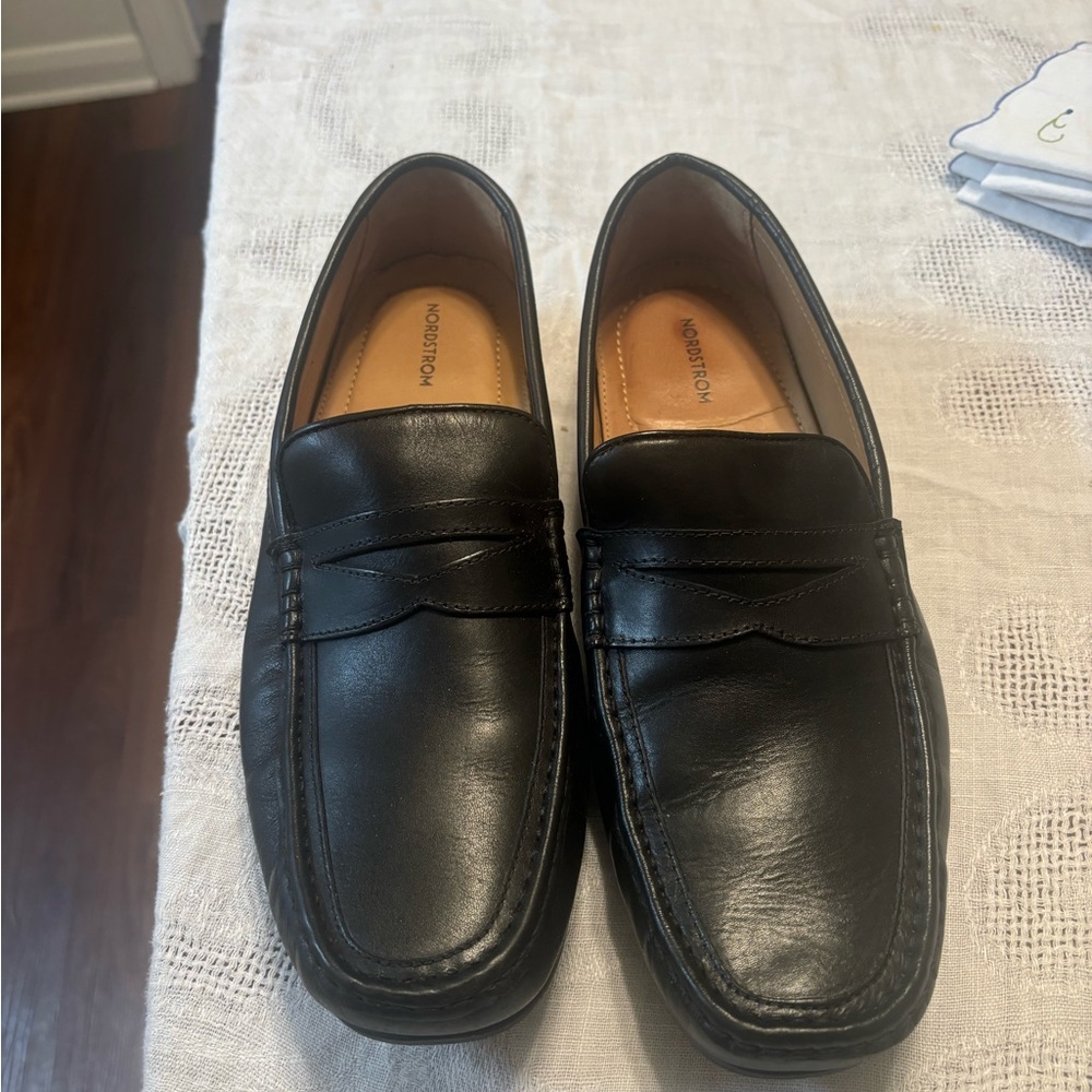 Nordstrom Men's Black Loafers